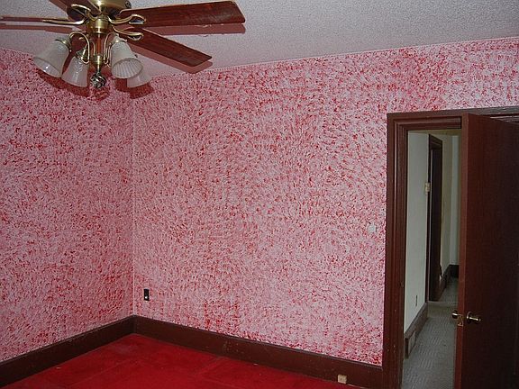 4th image of 721 Tuscarora Ave