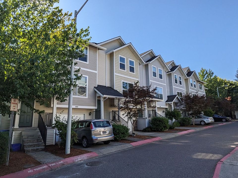 1st image of 16906 NE Halsey St #16942