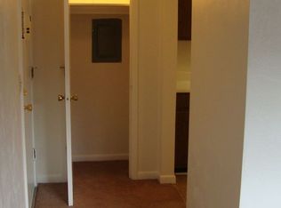 609 Clay St SE APT 12, Blacksburg, VA 24060