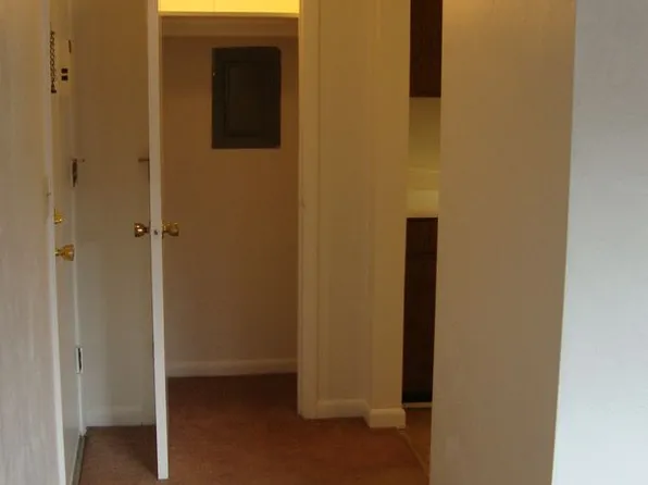 609 Clay, 609 Clay St SE APT 2, Blacksburg, VA 24060