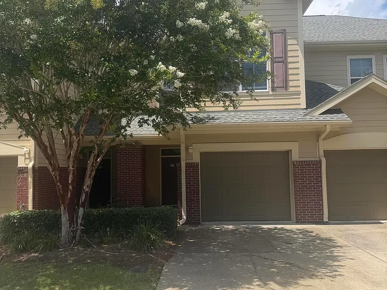 806 Baldwin Rowe Cir — Photo 8