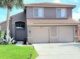 8169 Pelican Harbour Dr, Lake Worth, FL 33467