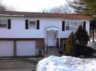 945 Chestnut Ridge Rd, Chestnut Ridge, NY 10977