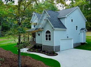 211 Ethanwei Ct, Louisburg, NC 27549