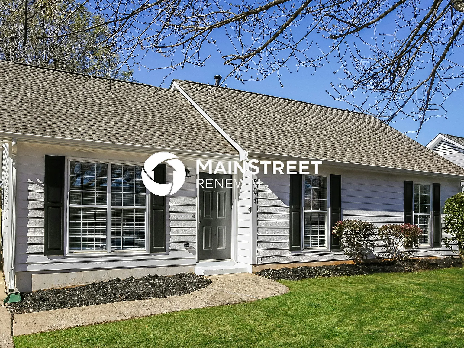 207 Lauren Dr — Photo 3