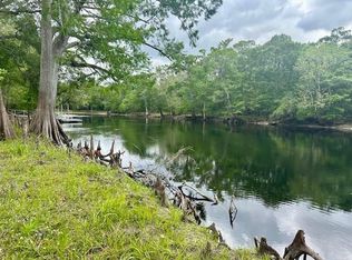 22 Northeast Ct, Branford, FL 32008