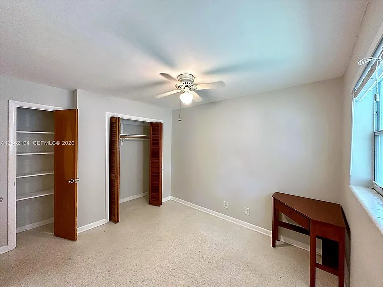 810 NW 8th Ave — Photo 11