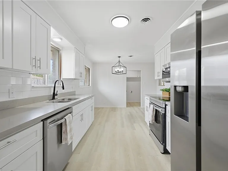 3314 Casa De Palmas Dr — Photo 6