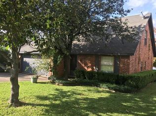 10106 Lakeview St, Mabank, TX 75156