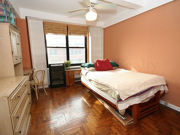 5th image of 55 Park Ter E APT B64