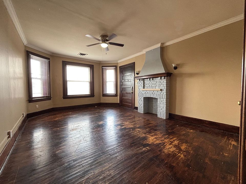 1st image of 600-604 1st Ave #602-C