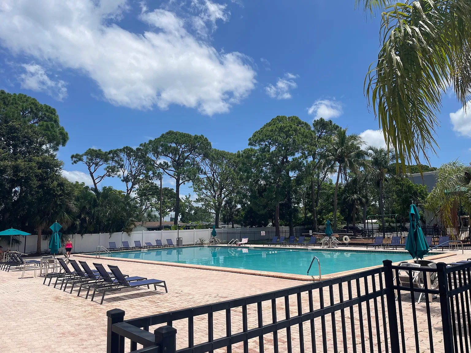 2 bed, 1010 sqft, $1,650 — Photo 3