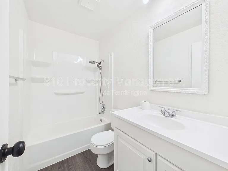 2835 S Tepee Ave — Photo 16