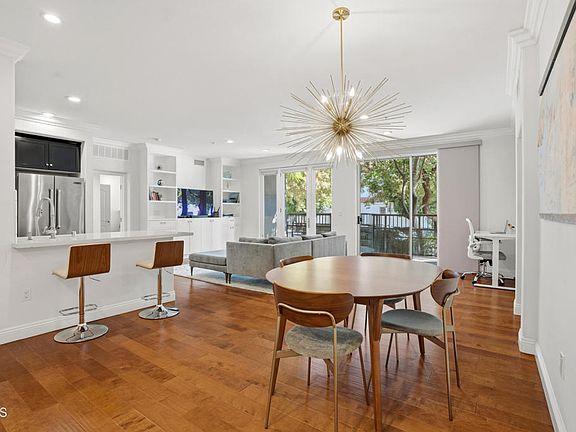 4th image of 629 Traction Ave APT 105