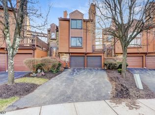 15 Faesch Ct, Rockaway, NJ 07866