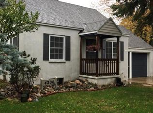 4206 Woodstock Ave SE, Kentwood, MI 49548