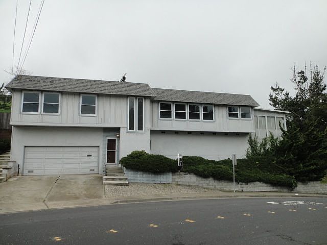 1st image of 815 Camaritas Ave