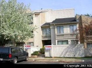 10209 Ridgeline Dr, Montgomery Village, MD 20886