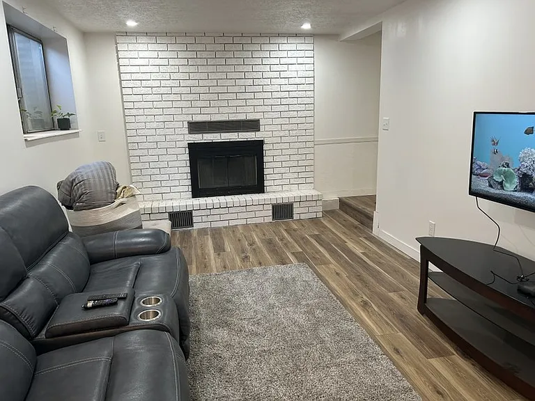 809 W Clover Blossom Cir — Photo 11
