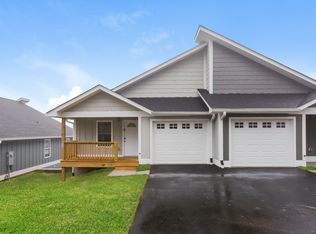 513 Sycamore Branch Rd, Asheville, NC 28803