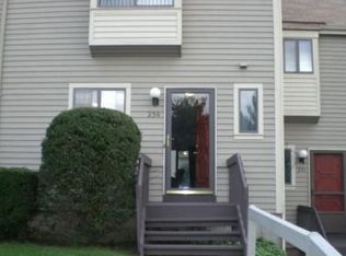 230 Oxford Ct, Meriden, CT 06450