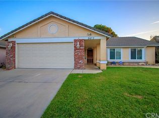 2633 W Montecito Dr, Rialto, CA 92377