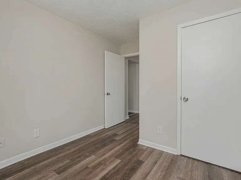 3030 Cleinview Ave #4 — Photo 16