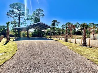 196 Sly St, Port Saint Joe, FL 32456