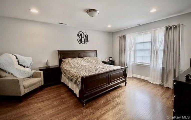 424 Bellevue Avenue, Yonkers, NY - More