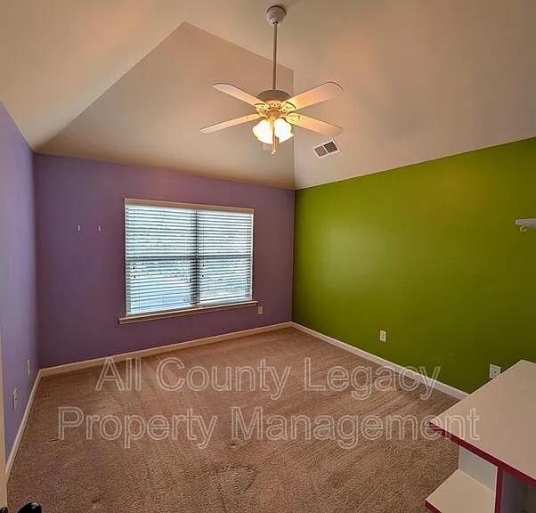 2591 Foxy Dr — Photo 11
