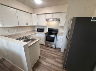 526 Virginia St NE #B, Albuquerque, NM 87108