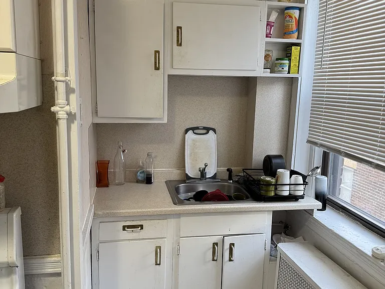 219 Harvard Ave #3 — Photo 4