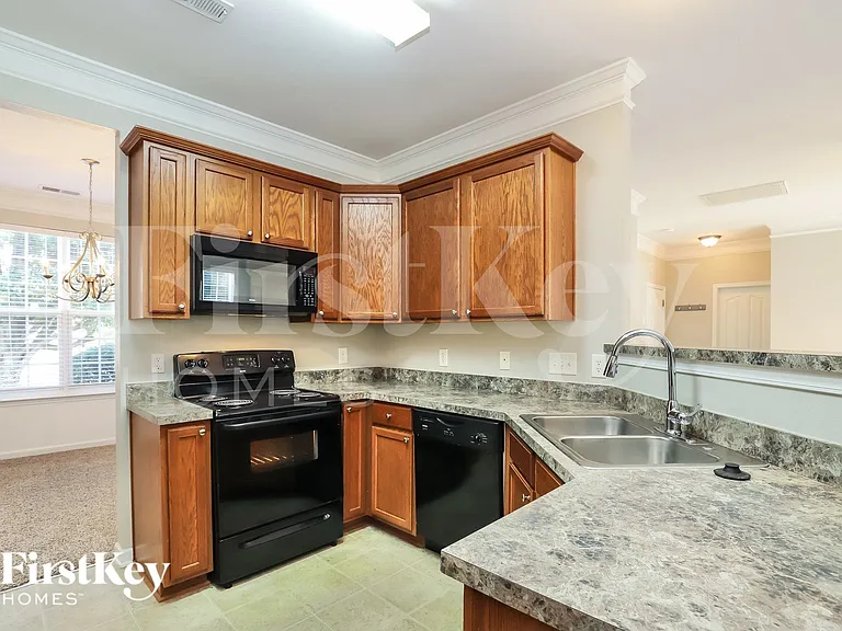 1415 Paulonia Way — Photo 8