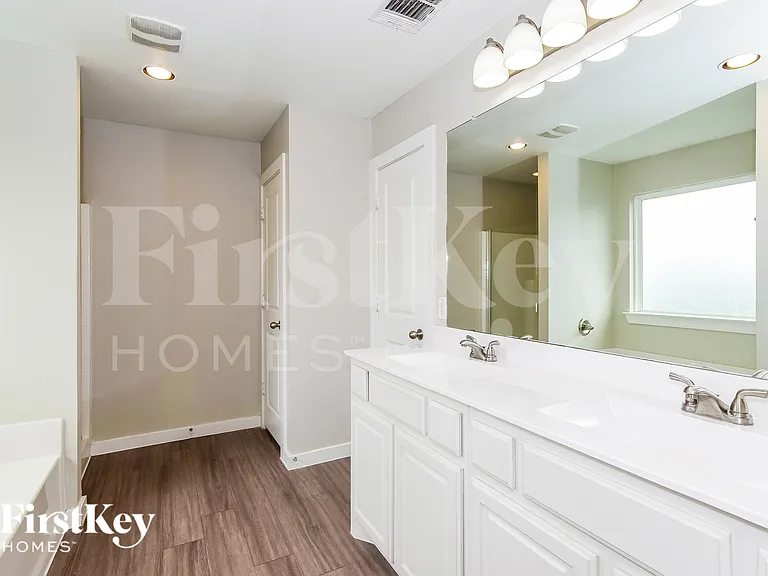 9948 Rio Doso Dr — Photo 10