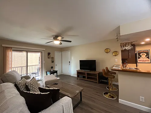 1111 E University Dr Photo 1