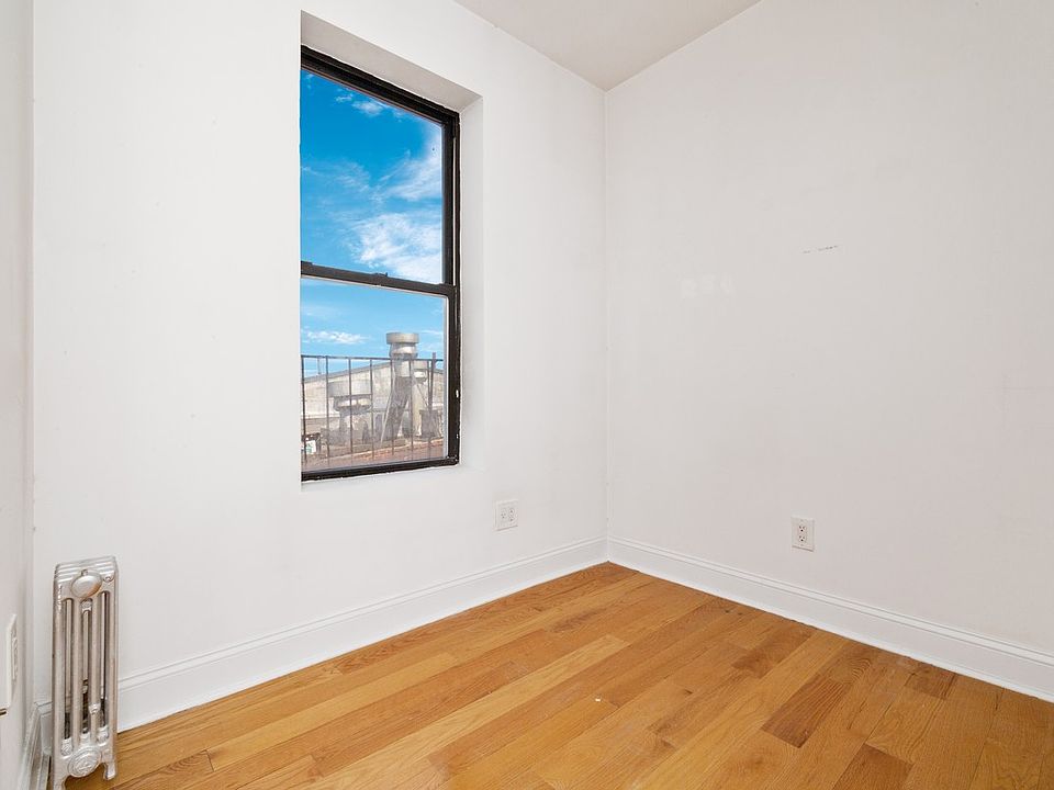 2nd image of 380 S 4th St APT 8