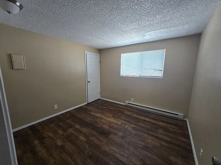 1715 Center Ave #15 — Photo 52