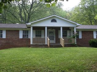 155 Kitty Ln, Rogersville, TN 37857