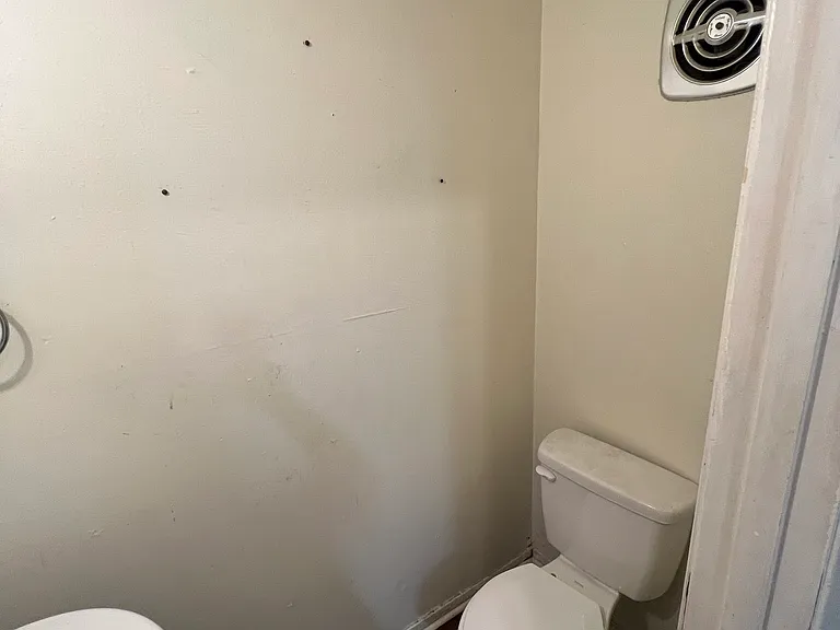 156 Olive St #1 — Photo 3