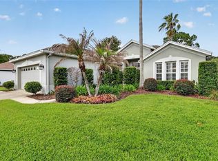 8011 Pine Hollow Dr, Mount Dora, FL 32757