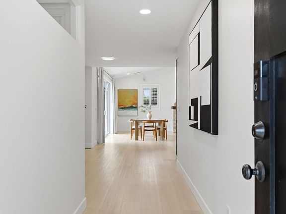 4th image of 1475 Norman Ave