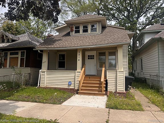 2nd image of 2514 Beals St