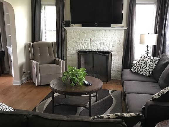 5th image of 5444 N Lydell Ave