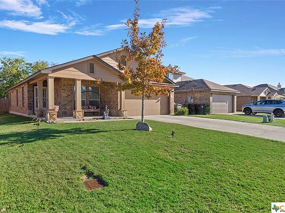 2nd image of 6215 Ambrose Cir