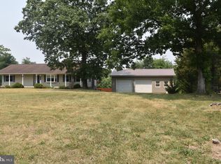 14036 White Oak Rdg, Hancock, MD 21750