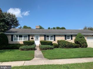 400 Grant Dr, Hanover, PA 17331