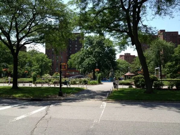 1569 Metropolitan Ave APT 7H, Bronx, NY 10462