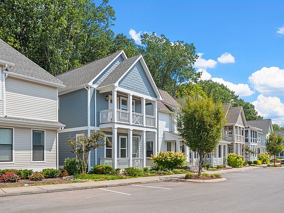 2nd image of 724 Mill Creek Meadow Dr