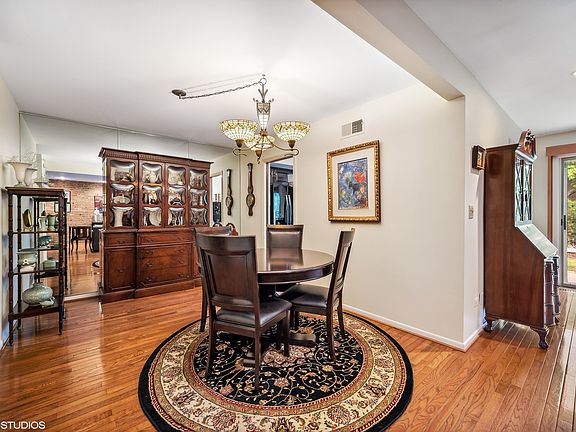 3rd image of 1836 Wildberry Dr #3-E