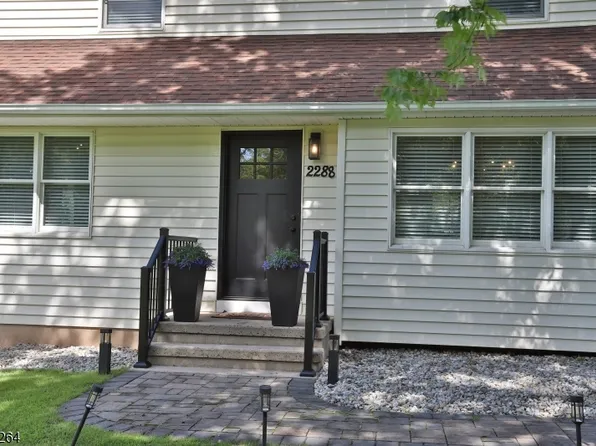 2288 Camplain Rd, Hillsborough Twp., NJ 08844